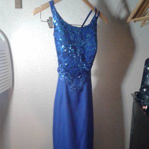 Alyce designs evening gown blue size 4